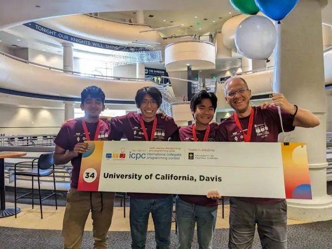 Davis Competitive Programming Club Gallery Image