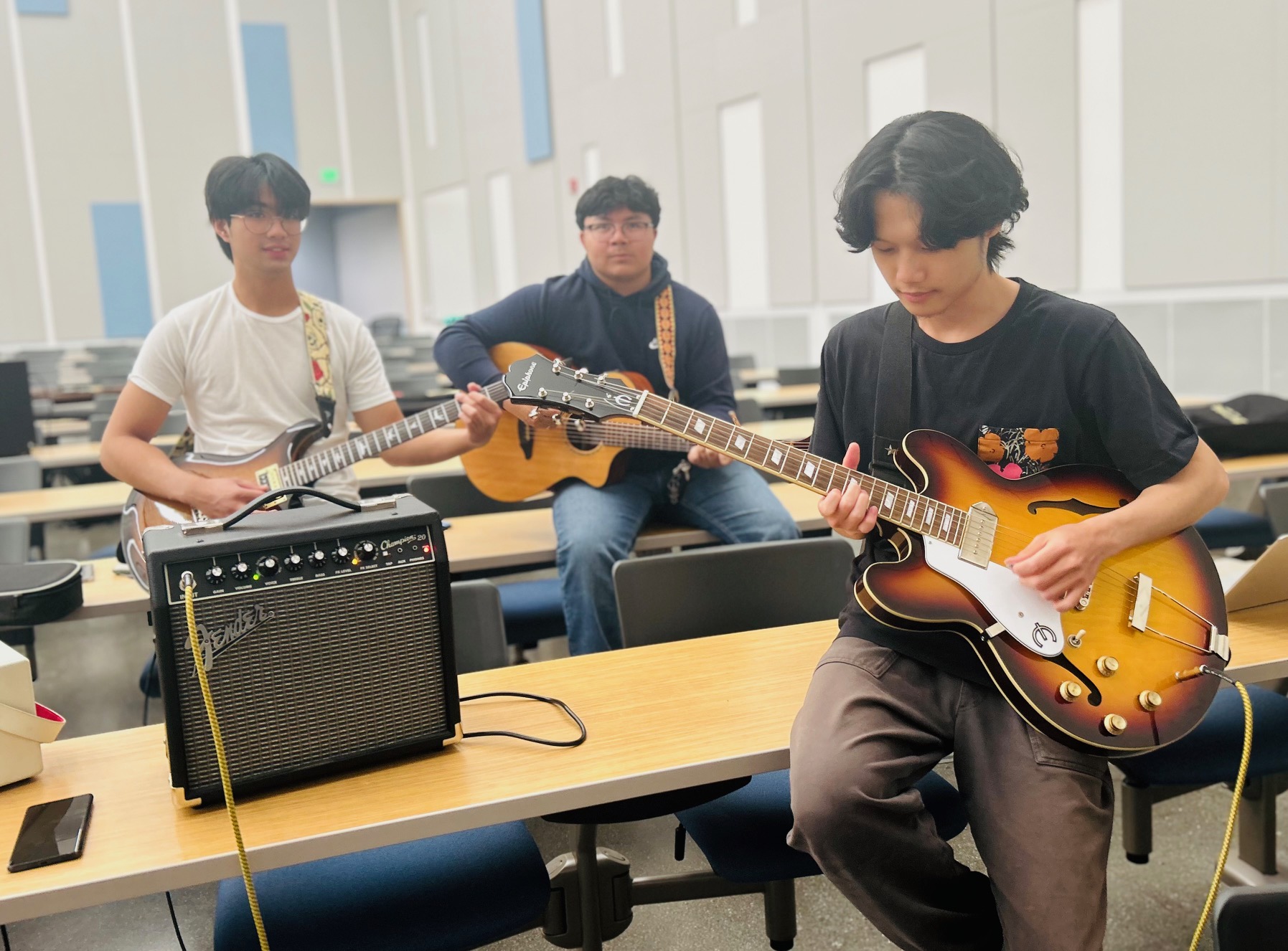 Guitar Club Cover Image