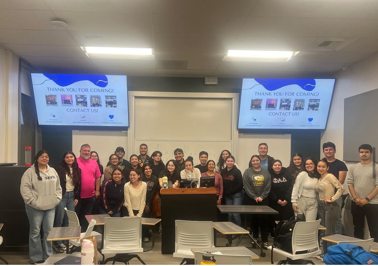 Las Raices Pre Law Student Association Cover Image